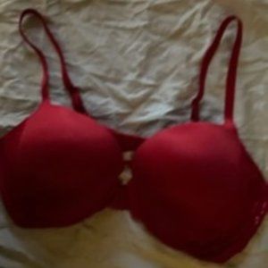VICTORIA'S SECRET RED FLORAL LACE DETAIL BRA